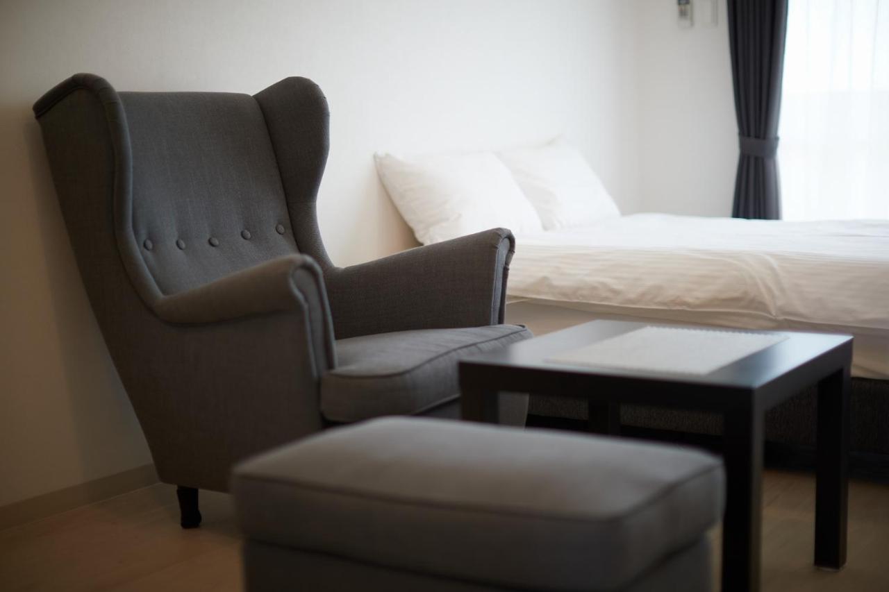 New Normal Hotel In Nago ニューノーマルホテルイン名護 Экстерьер фото