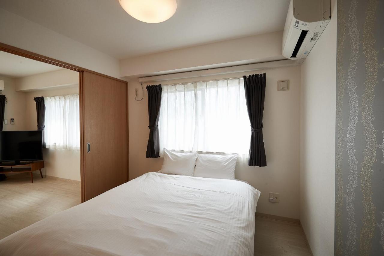 New Normal Hotel In Nago ニューノーマルホテルイン名護 Экстерьер фото
