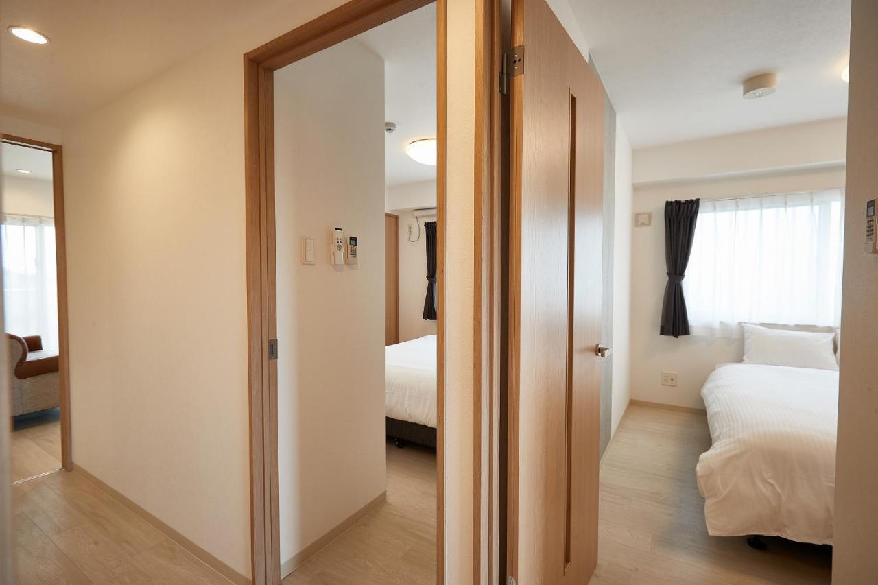 New Normal Hotel In Nago ニューノーマルホテルイン名護 Экстерьер фото